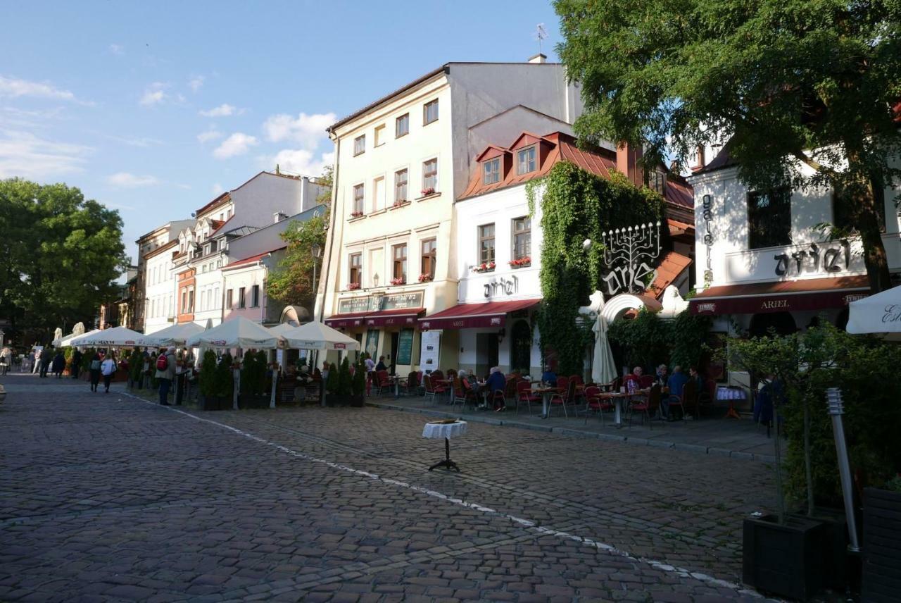 Sunflower Apartment Cracovia Esterno foto