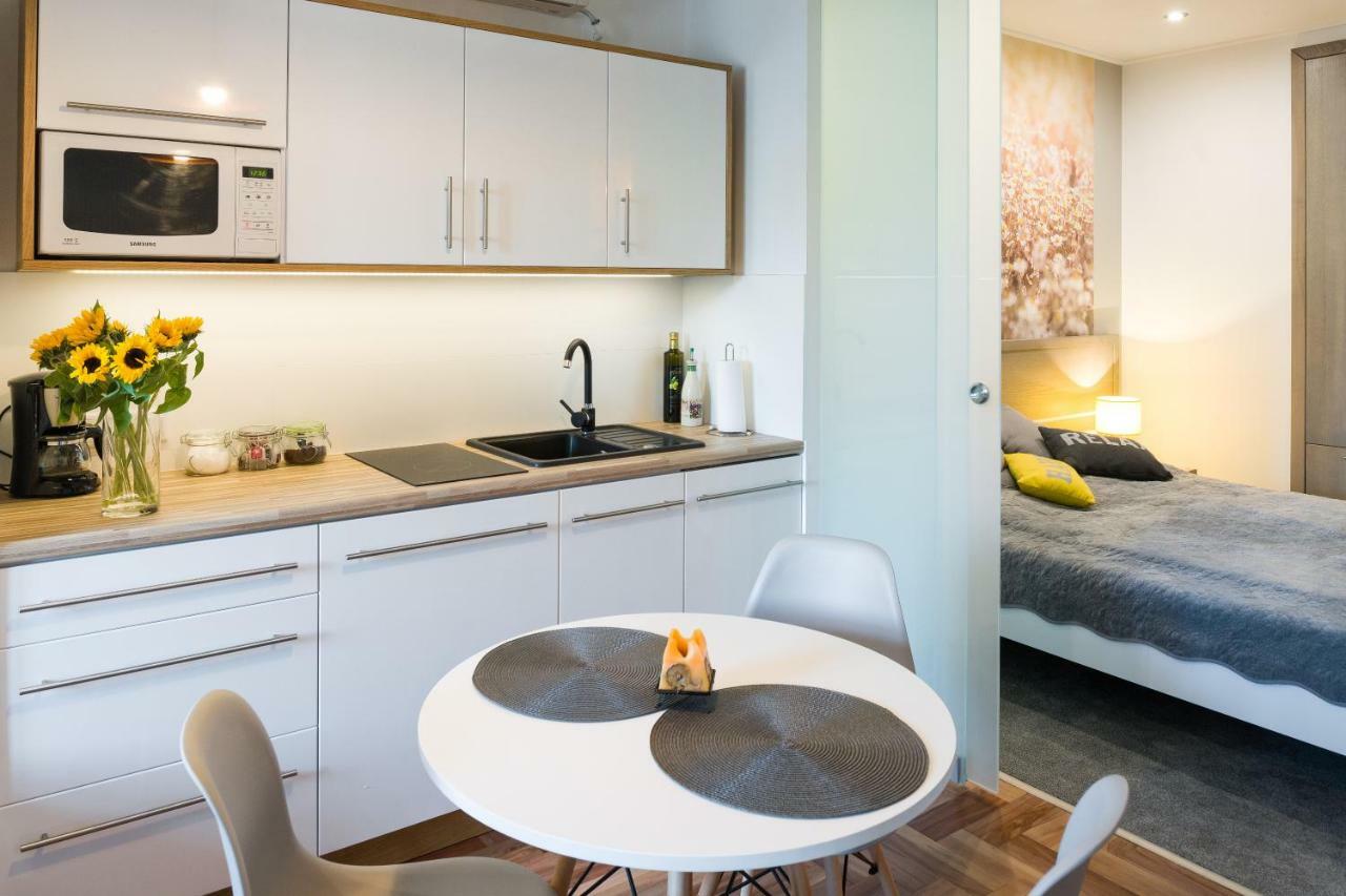 Sunflower Apartment Cracovia Esterno foto